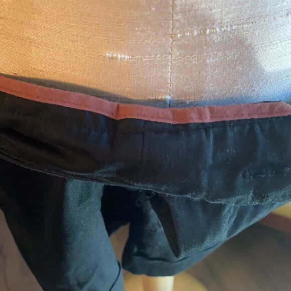 Mossimo Fit3, black cloth shorts. Women’s 8. - Picture 3 of 4